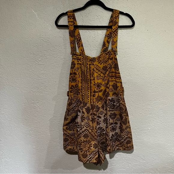 *NEW* Free People Palm Bay Printed Shortalls - Picture 4 of 14